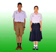หน้าโรงเรียน